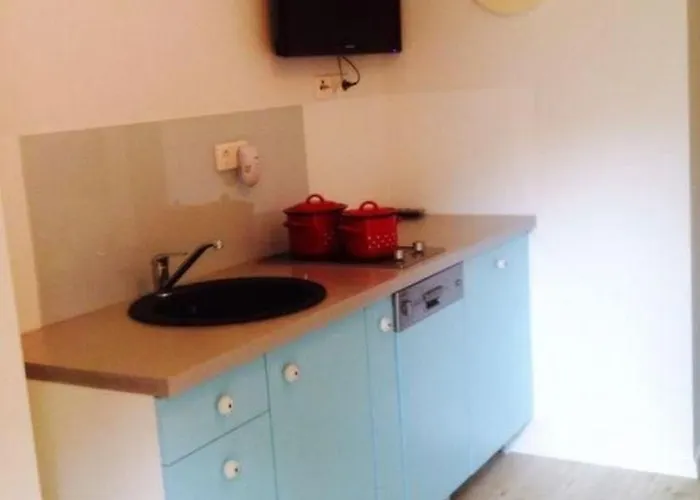 Mit Terrasse By Interhome Štikovica