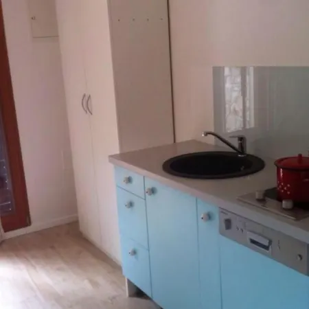 Mit Terrasse By Interhome